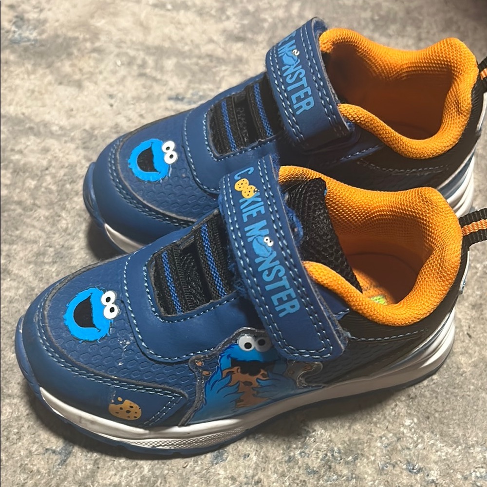 Cookie Monster toddler sneakers size 6